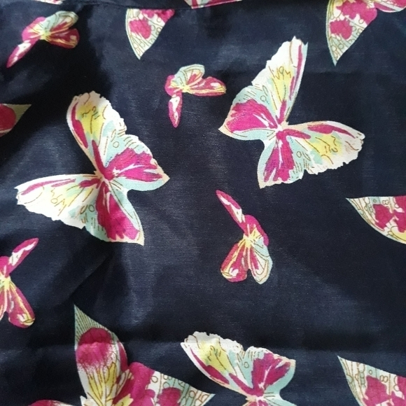 Butterfly tank top size XXL - Picture 4 of 4